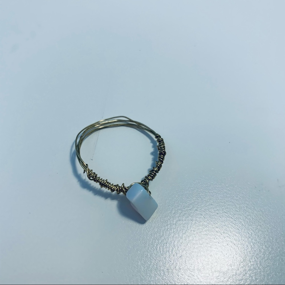 HANDMADE GOLD WIRE STONE RING 19mm - Picture 3 of 6